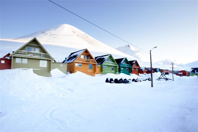 Svalbard for petroleum activities?